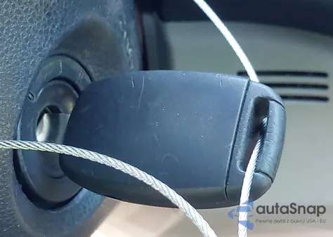 2011 Honda Insight Ex from USA, damaged, VIN JHMZE2H70BS008210